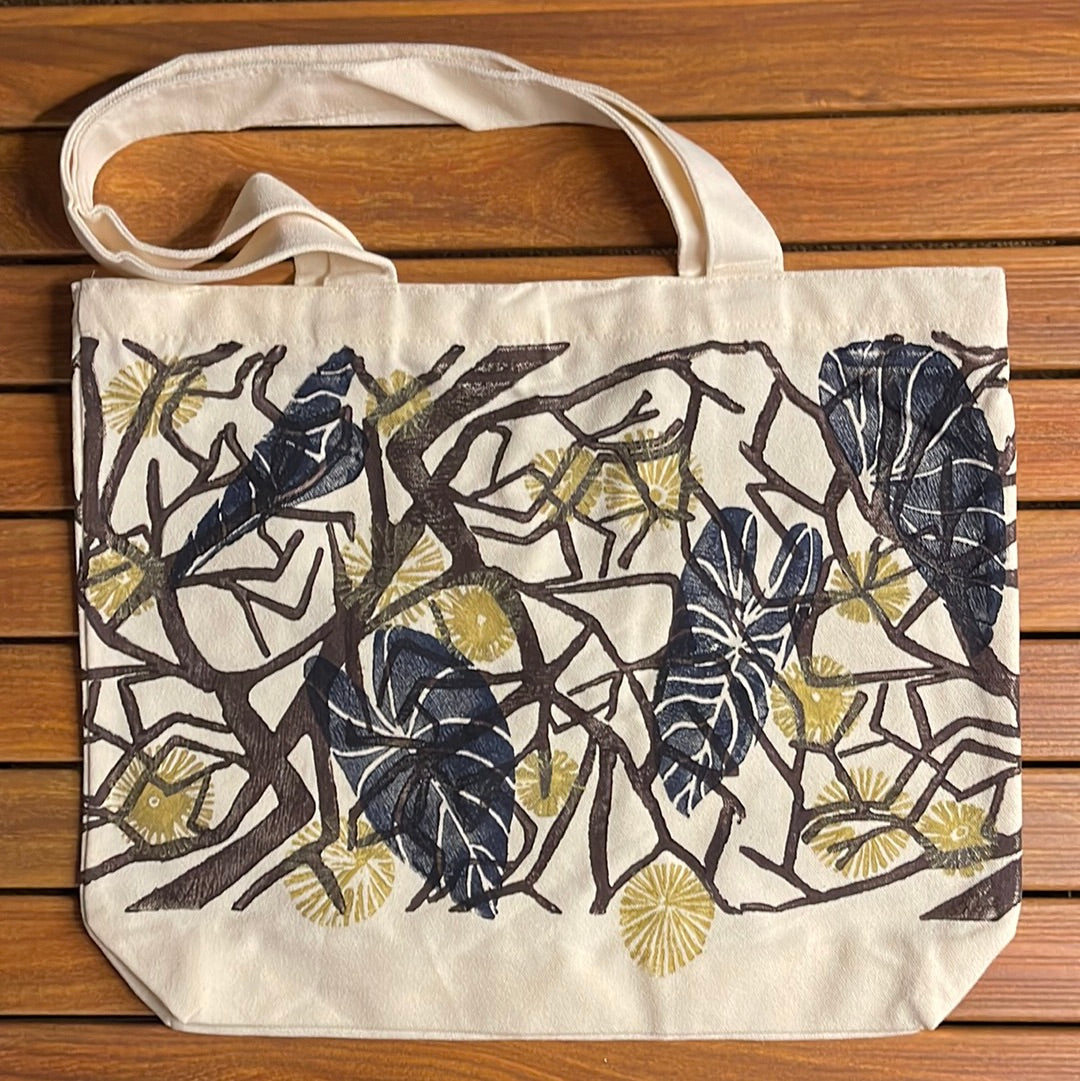 LALII TOTE Lala Lau