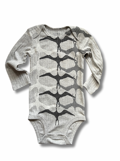 Pēpē Onesie