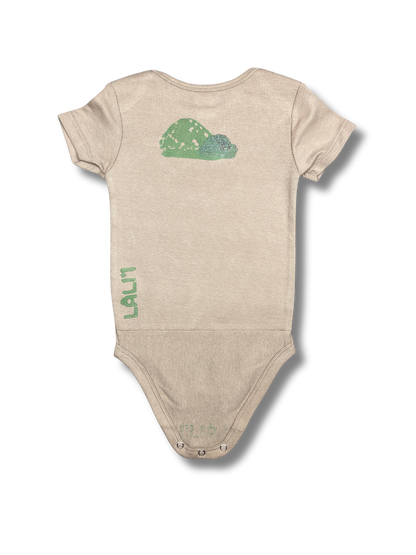 Pēpē Onesie