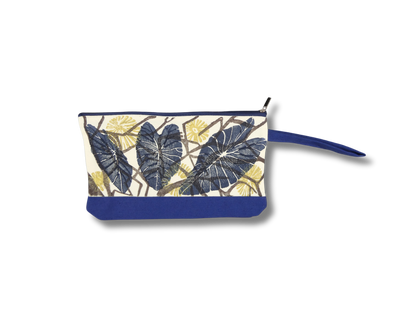 Wristlet Pouch with Zipper.